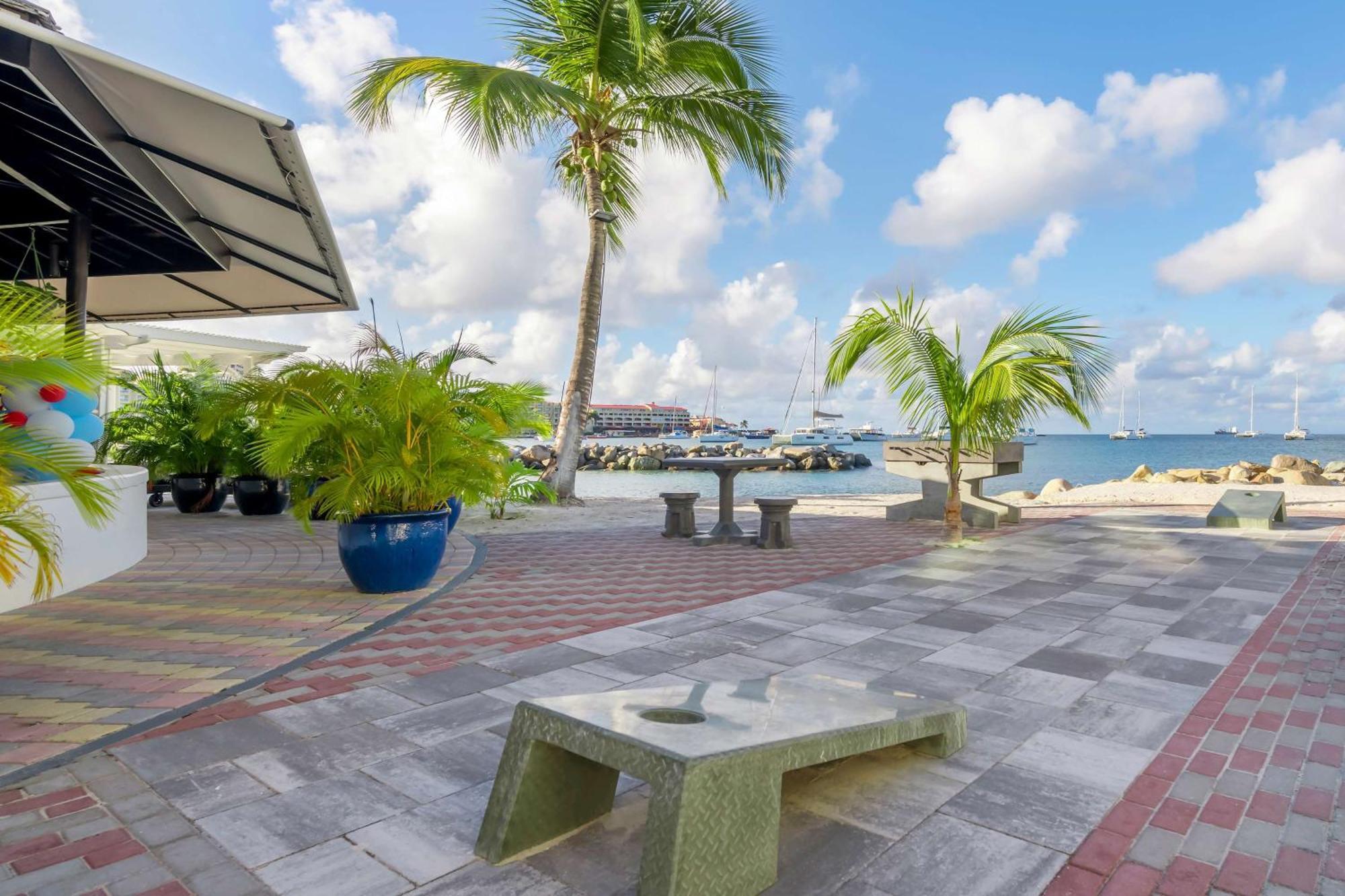 Hilton Vacation Club Royal Palm St Maarten Koolbaai Exterior foto